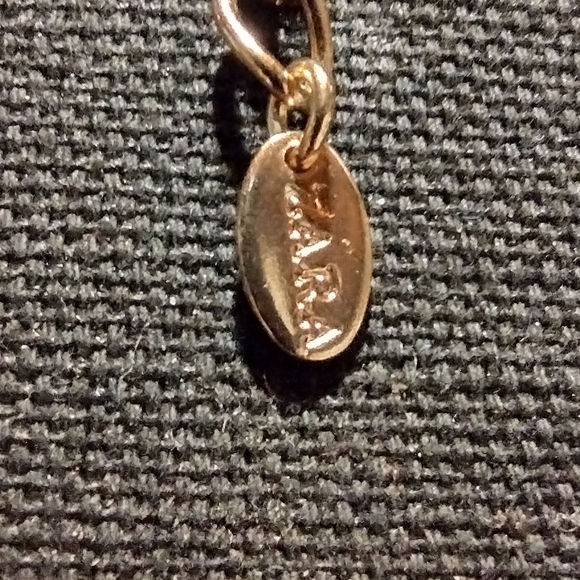 Long large zebra ,and gold ZARA necklace - Picture 6 of 16